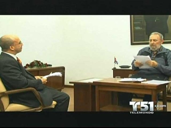 12 DE JULIO, 2010: Es entrevistado en la televisión estatal por el periodista gubernamental Randy Alonso.