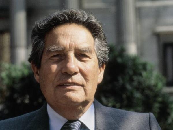 1990, el mexicano Octavio Paz