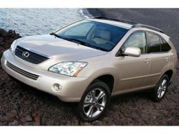 Los agentes artísticos de Hollywood se inclinan por el Lexus RX 400.