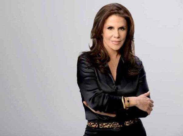 Rebecca Jones es Flavia de Santillana, madre de Bianca