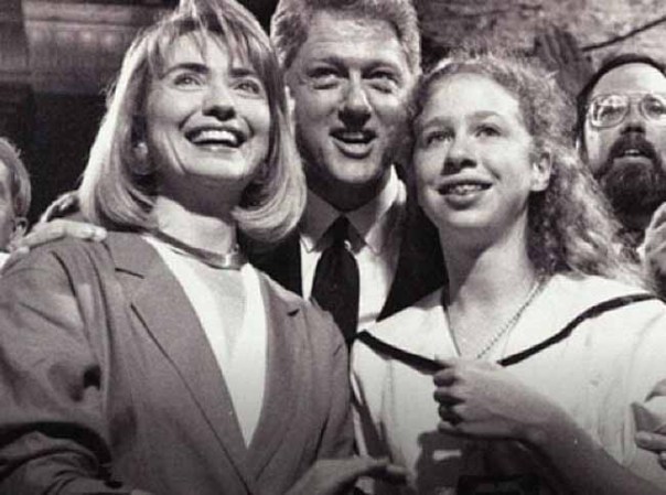 La familia del ex presidente Bill Clinton en los años 90.
