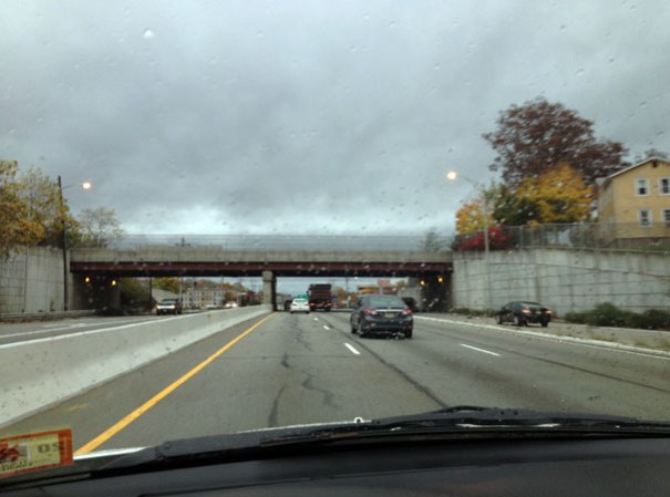 Un ciclón podría intensificarse entre el lunes y el martes. <br /><br />¡Haz clic aquí para mandar tus fotos de Sandy