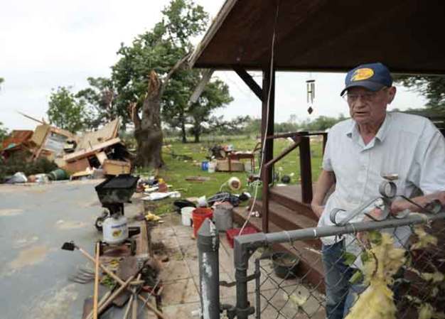 El estado de Oklahoma está de luto tras el paso de un descomunal sistema de tornados que ha costado decenas de vidas.