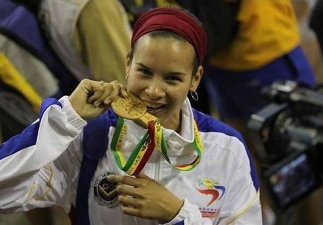 Alejandra Benítez, la reina del esgrima que desata pasiones.