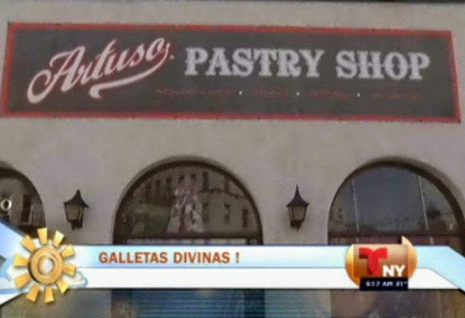 La repostería Artuso localizada en el Bronx, Nueva York, celebró su 65 aniversario por todo lo alto con su nueva creación: “Galletas papales” con imágenes del papa Francisco y Benedicto XVI.