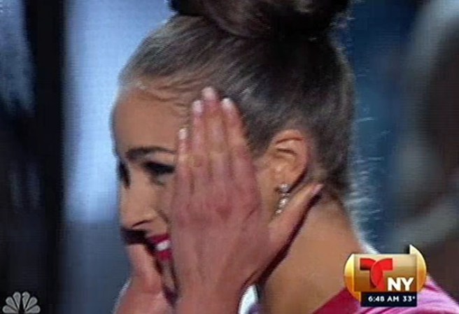 La mirada y sonrisa angelical de la Miss Universo 2013, Olivia Culpo, nos deleitaron durante una visita exclusiva a nuestros estudios de Buenos Días Nueva York.