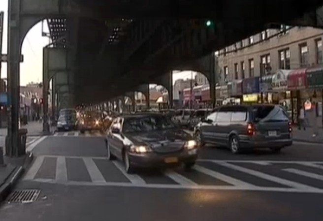 La tortura se llevó a cabo por varias semanas en un almacén de Long Island City.