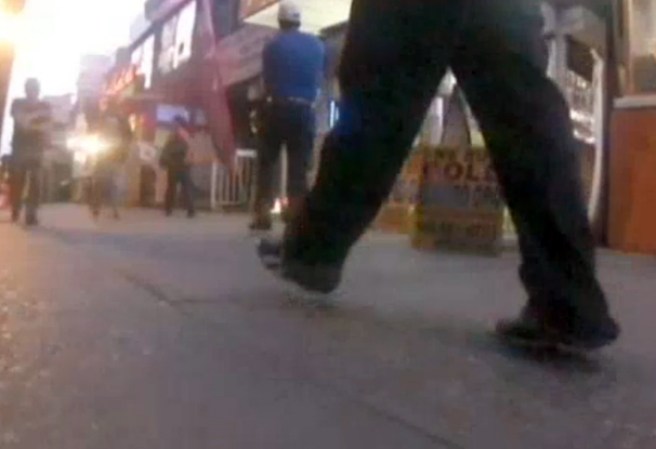 La víctima supuestamente fue forzada a ingresar a un auto por uno de los secuestradores, quien se hizo pasar por policía.