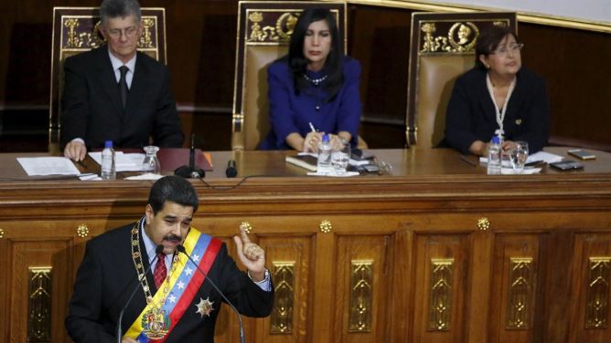 Chávez regreserá "más temprano que tarde"