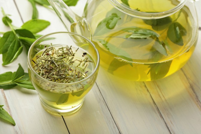 Te Verde.- Acelera a combustión de calorías, regula los niveles de glucosa y reduce el colesterol malo.