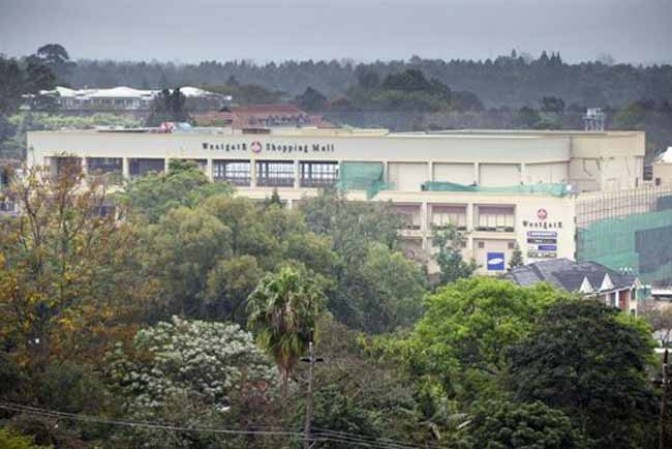 Brutal ataque a centro comercial de lujo en Nairobi.