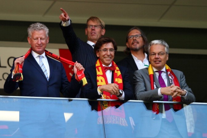 Ministro de defansa de Belgica Pieter De Crem, Primer Ministro Belga Elio Di Rupo y el Misnitro Belga de Relaciones Exteriores Didier Reynders