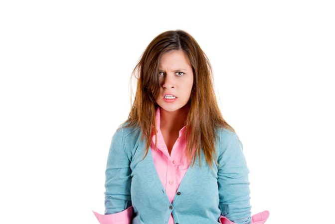 Irritabilidad, de pronto todo te molesta sin razón.
