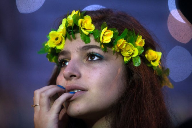La fiesta del mundial es color, baile y bellezas. Aquí las fans más bellas de este mundial 2014.