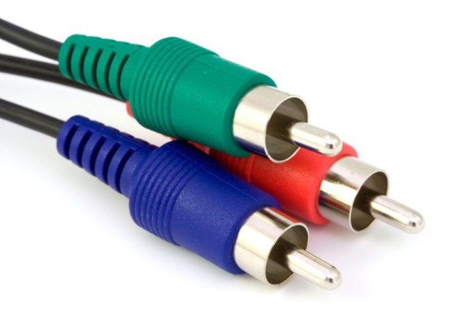 Este tipo de cables en las tiendas de electrónica esta sobre valuados, busca en internet y encontraras los mismo cables a mitad de precio.