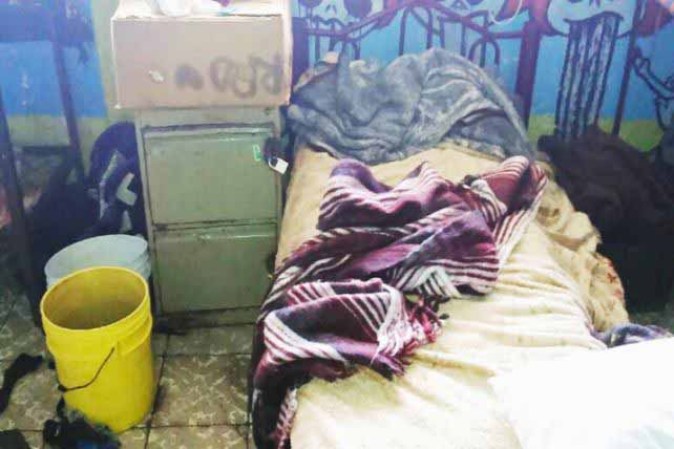 Las imágenes del interior del centro han indignado al mundo entero por sus condiciones de insalubridad. Los niños comían entre ratas y cucarachas.