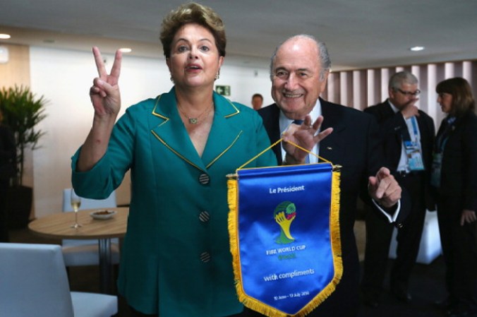 La presidenta brasileña Dilma Rousseff y el presidente de FIFA Joseph S. Blatter.