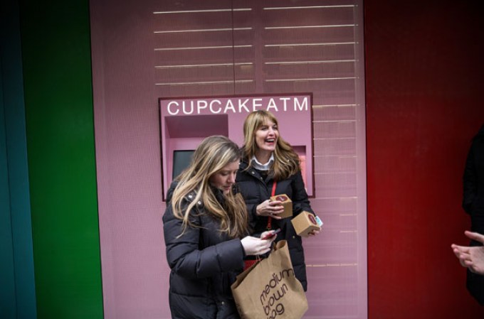 Nueva York estrena su primer cajero automático de los aclamados "cupcakes" en el Upper East Side de Manhattan.