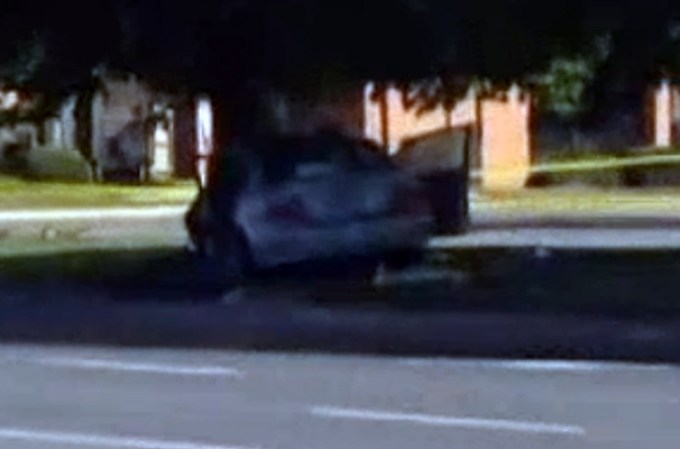 El accidente ocurrió cerca de Old Country Road, en Westbury, según la policía.