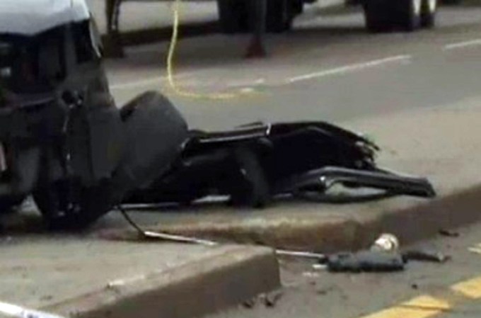 4 DE MARZO, 2013: Una pareja, incluyendo su bebé en camino, murieron en un accidente de auto en Brooklyn.