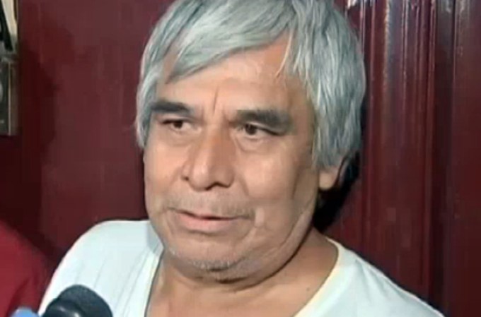 Uno de los rescatistas, Rosendo López, quien también es el superintendente del edificio, dijo que actuó inmediatamente escuchó el llamado de auxilio.