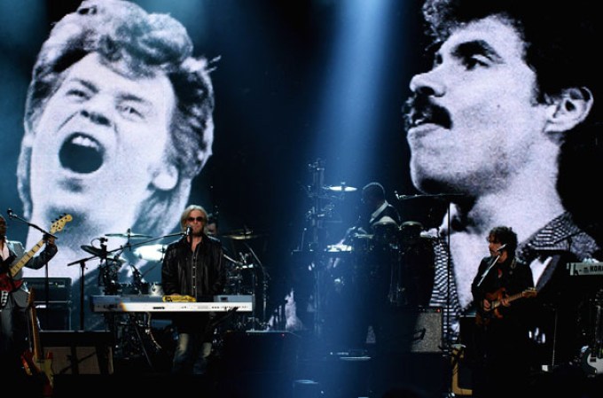 Recuento en imágenes de la Ceremonia de Inducción del Salón de la Fama del Rock, celebrada en el Barclays Center de Brooklyn, Nueva York.