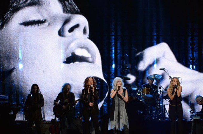 Recuento en imágenes de la Ceremonia de Inducción del Salón de la Fama del Rock, celebrada en el Barclays Center de Brooklyn, Nueva York.