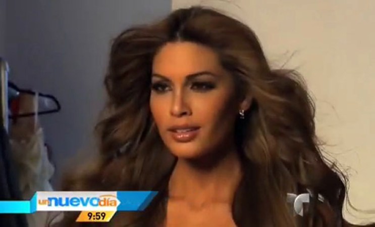 Telemundo obtuvo acceso exclusivo a la primera sesión fotográfica de la Miss Universo, María Gabriela Isler.