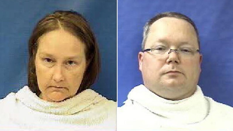 La fiscalía del condado Kaufman presentó cargos formales de asesinato capital a Kim y Eric Williams en relación a los asesinatos del fiscal del distrito Mike McLelland, su esposa Cynthia y el asistente del fiscal Mark Hasse. <br /><br /><br /><br /><br /><br /><br /><br /> Eric y Kim Williams acusados de asesinato <br />