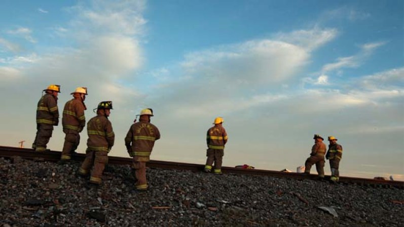 "La planta de fertilizantes está en llamas. Los bomberos estaban en la escena. Hubo una explosión ... seguido por una segunda explosión'', dijo un testigo a USA Today.