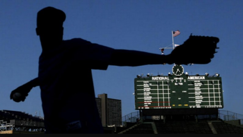 Juegos nocturnos: El nuevo estadio será sede de 40 partidos nocturnos de los Cubs, sin incluir los playoffs. También se jugarán más partidos de viernes por la tarde, con seis empezando a las 3:05 pm.