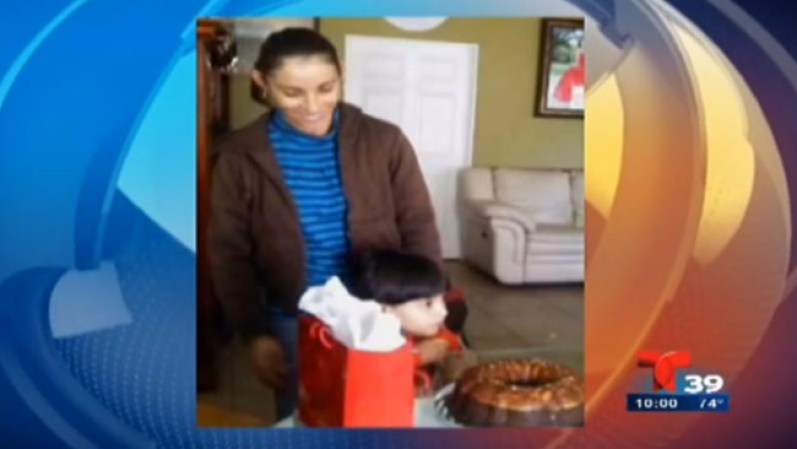 Las autoridades determinaron que la familia hispana fue asesinada por la propia madre quien mató a su esposo, a sus tres hijos y después se suicidó. <br /><br /><br /><br /> Alguacil: madre mató a su familia <br />