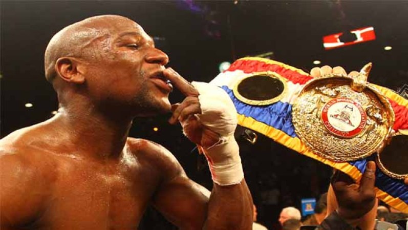 Mayweather ha sido nombrado como el mejor boxeador “libra por libra” en el mundo, por numerosas revistas, entre ellas "Sports Illustraded".
