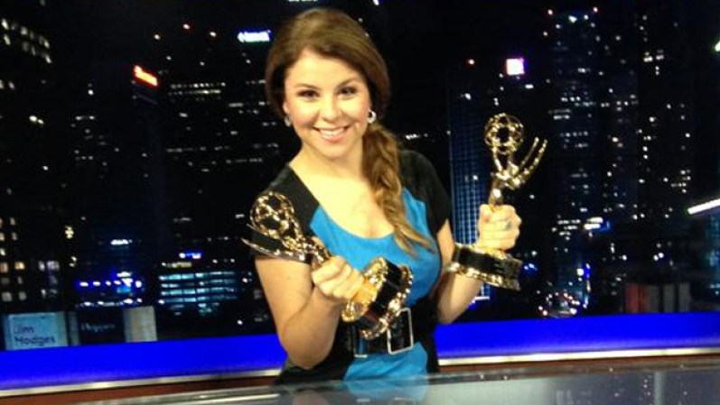 NOVIEMBRE 2013 - Nuestra presentadora del fin de semana Nancy Leal, es una periodista divertida, intrépida y multifacética. Conoce más sobre ella aquí.