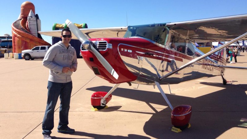 Inclusive, tiene una colección de aviones que incluye más de 300 ejemplares y hasta el día de hoy, sigue siendo uno de sus sueños.