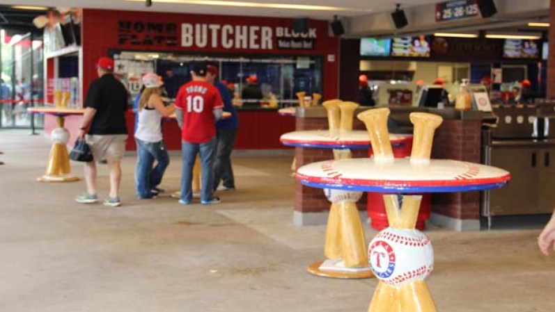 Los Rangers arrasan a los marineros de Seattle