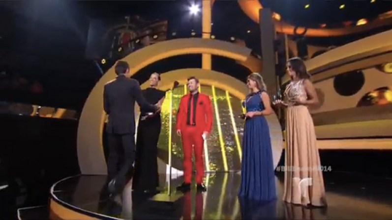 Marc Anthony siguió recibiendo premios.