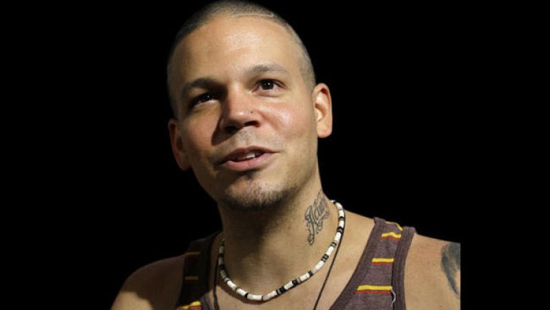 Rene, Calle 13: “Fuerte lo de Boston! Qué triste que pase esto. Lamentable que el pueblo tenga que pagar a cuenta de los poderosos de su país”.
