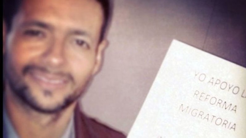 Draco Rosa, el ex integrante del grupo Menudo junto a Ricky Martin, hijo de padres puertorriqueños, se une al apoyo por una reforma migratoria pronta y justa.