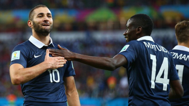 15 de junio 2014 - El primer gol con la ayuda de la tecnología asistió a Francia a una contundente victoria 3-0 ante una Honduras que debió haber sido menos hosca y tener más ambición en su debut de la Copa del Mundo.