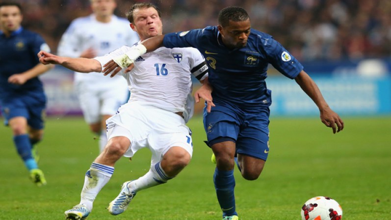 Patrice Evra nació en Senegal pero jugó con la selección de Francia.