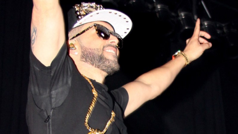 Yandel estuvo presente en “House of Blues” en Dallas para deleitar a todas sus fans en un ambiente donde solamente hubo música, fiesta y mucha alegría.