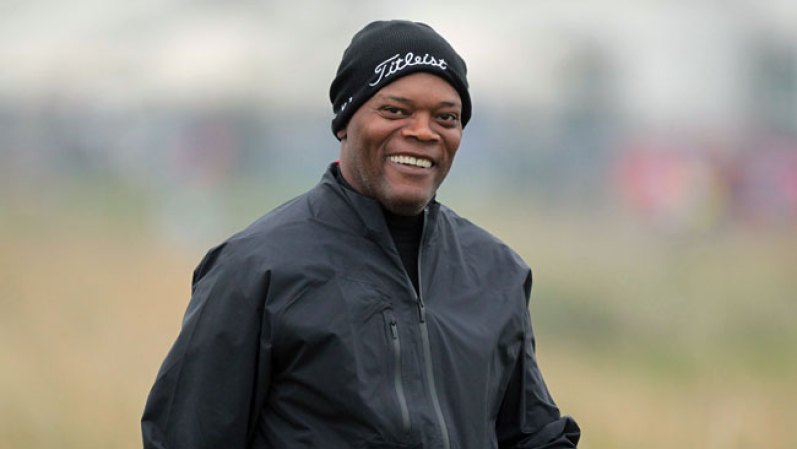 Samuel L. Jackson. Otro galán de la pantalla grande que ya atravesó la barrera de los 60, y no sólo aparenta 10 años menos, sino que además seduce con ese look, mezcla de intelectual y de rebelde. Fecha de nacimiento: 21 de diciembre de 1948.