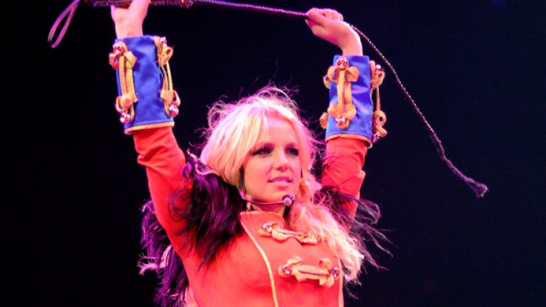 La artista en una de sus presentaciones durante la gira “The Circus Starring Britney Spears”, en el New Orleans Arena, en 2009.