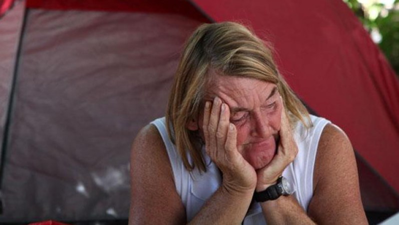 Escenas en un campamento de tiendas de campaña en Sacramento, la capital de California.