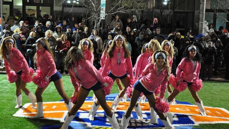 ¡Bellísimas las Indianapolis Colts Cheeerleaders!