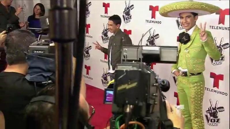 Después llegarían los "kids" finalistas, ya listos para sus actuaciones. En la imagen, Hugo y Alan, del team Tapia.