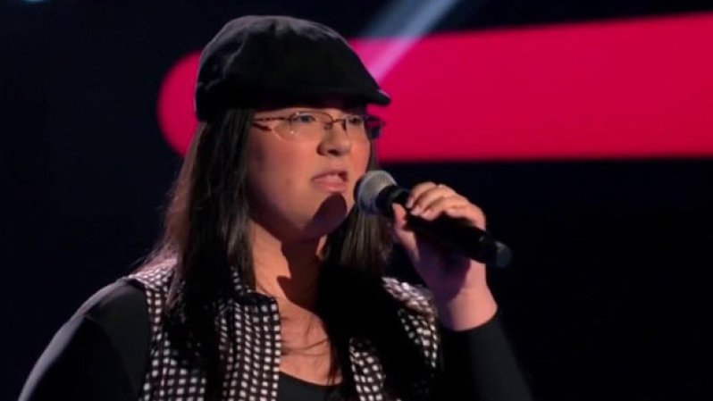 Kemily tiene 13 años y es de Florida. Ella adora el rock y cantó "Bring me to life" de Evanescence. Por su gran pasión y entrega logró conquistar a Pulina ¡y la Chica Dorada la sumó a su team!