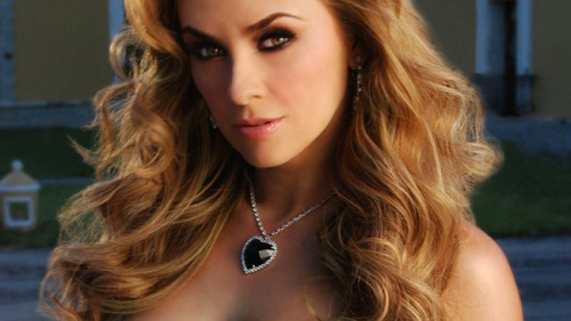 Aracely Arámbula se transforma en “La Patrona”