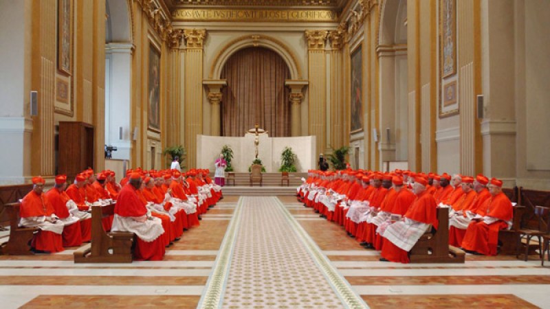¿Cómo se elige al papa?